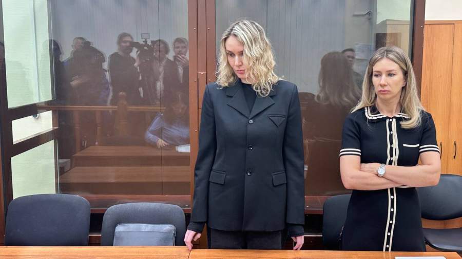 Әйелім маған пәктік белбеуін тақты.